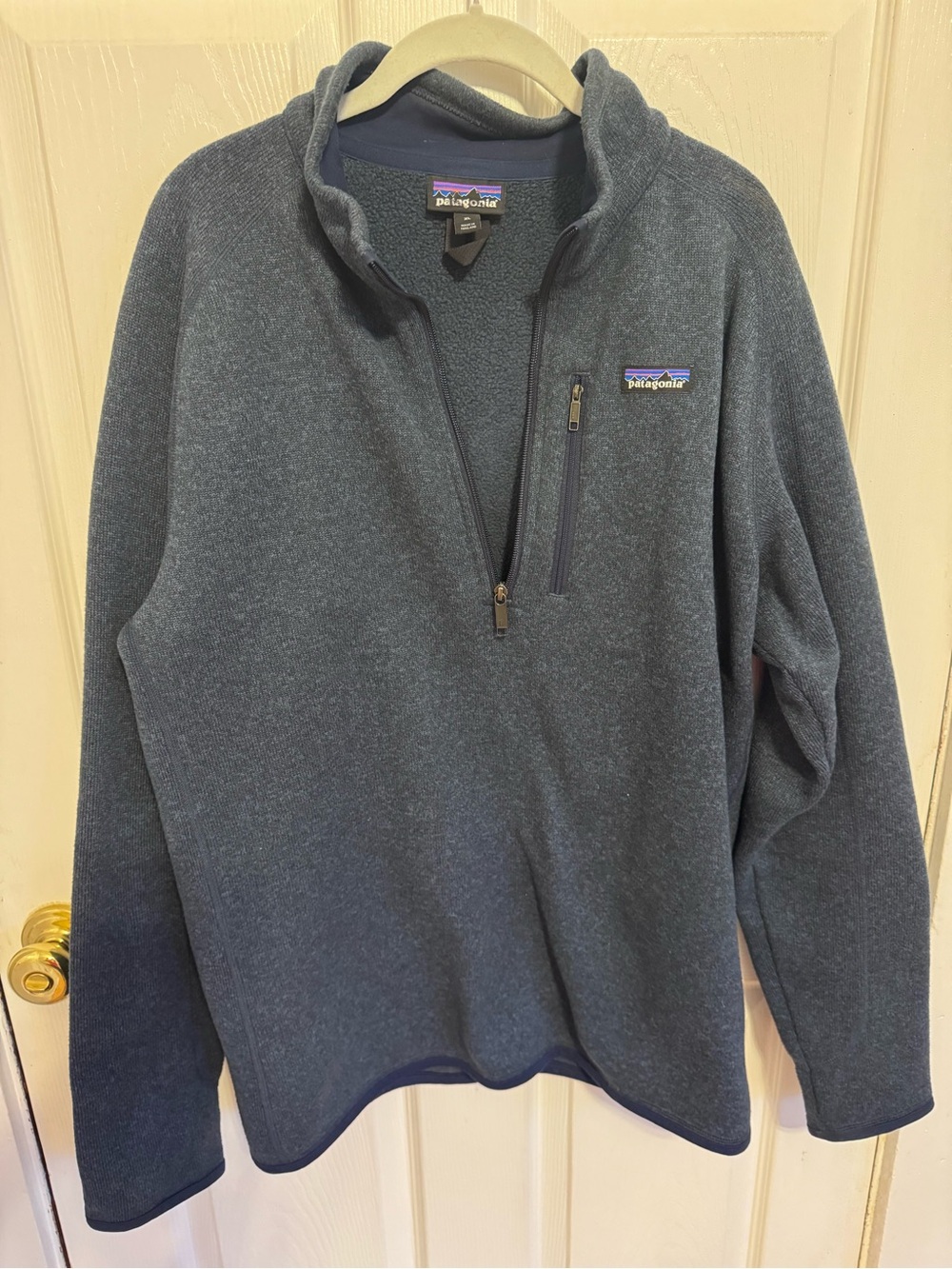 Patagonia Men's Dark Navy Quarter-Zip Fleece Pullover